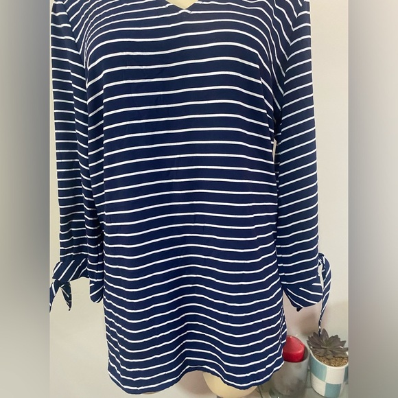 Talbots Blue and White Tie Front 3/4 Sleeve Blouse - Picture 3 of 14